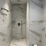 Bella Vista 아파트 *