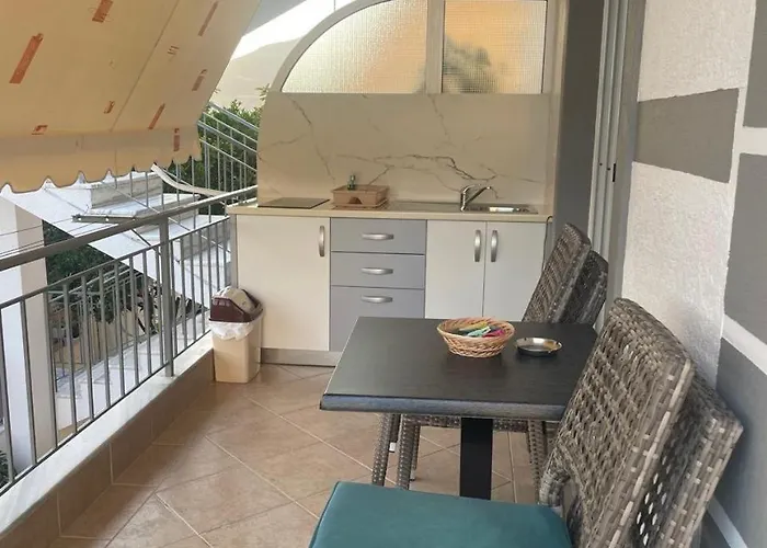 Bella Vista *