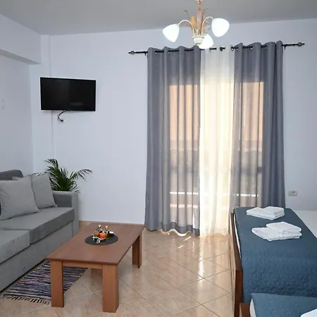 Bella Vista Apartment *