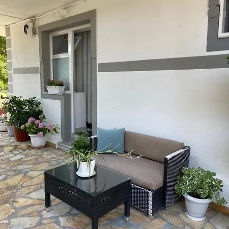Bella Vista